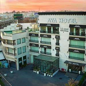 Ava Hotel Chandigarh Zirakpur